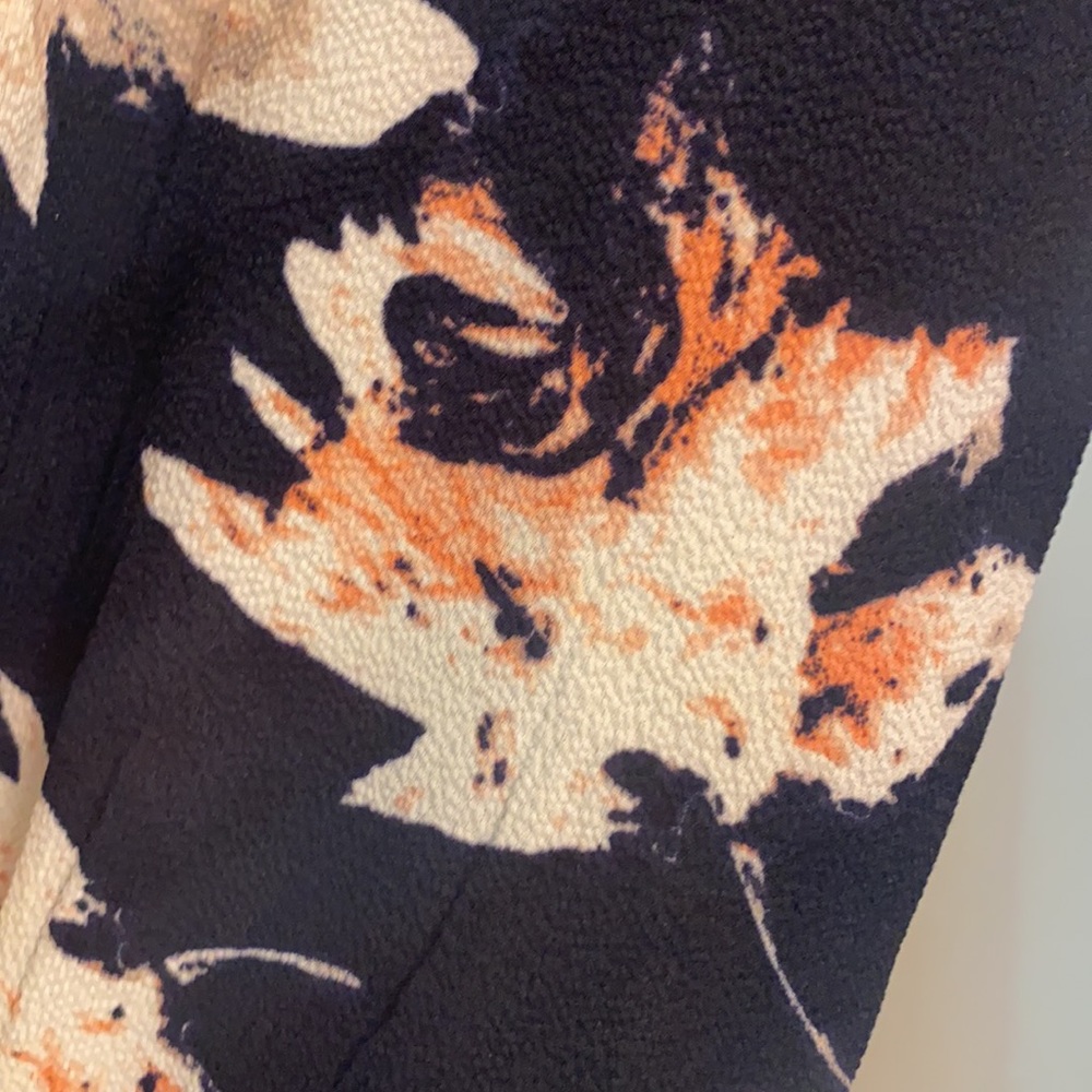 Floral Romper - Picture 2 of 3